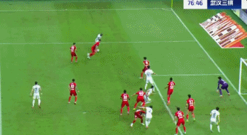 身扫射破门, 破门, 上海海港主